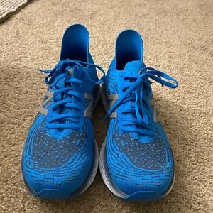 New balance fresh foam v10 wide